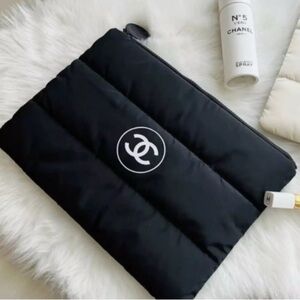 CC Baute cosmetic case